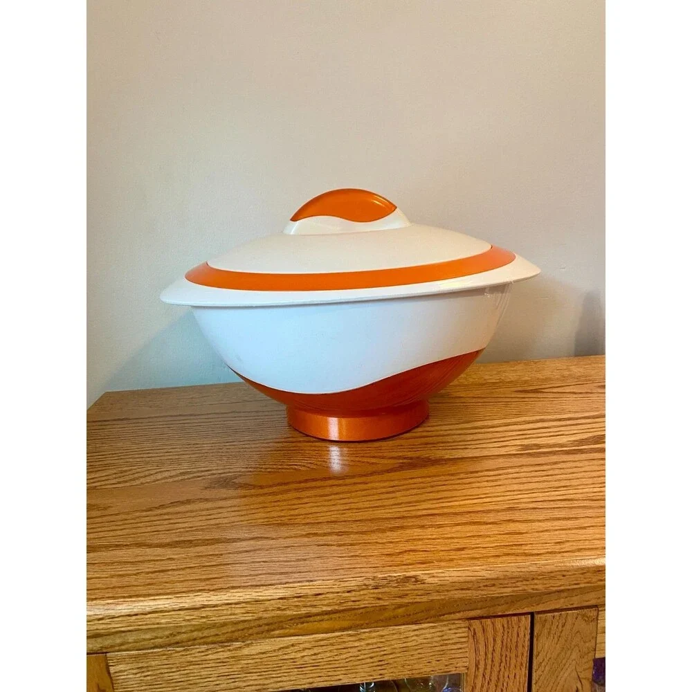 Retro Tokyo Large Thermo Insulated Food Bowl Container Locking Lid Orange MCM
